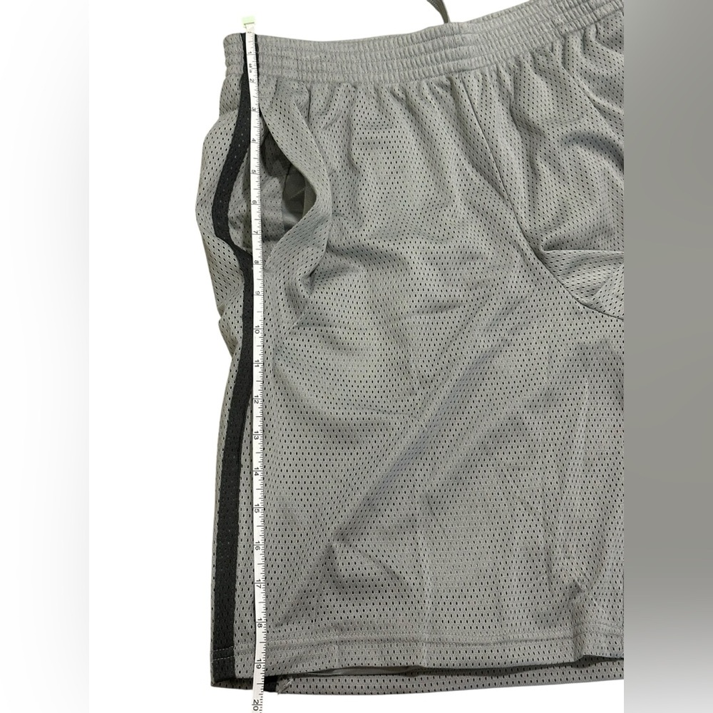C9 by Champion Men's Light Gray Athletic Mesh Shorts with Dark Gray Trim (NWT) - Picture 6 of 7